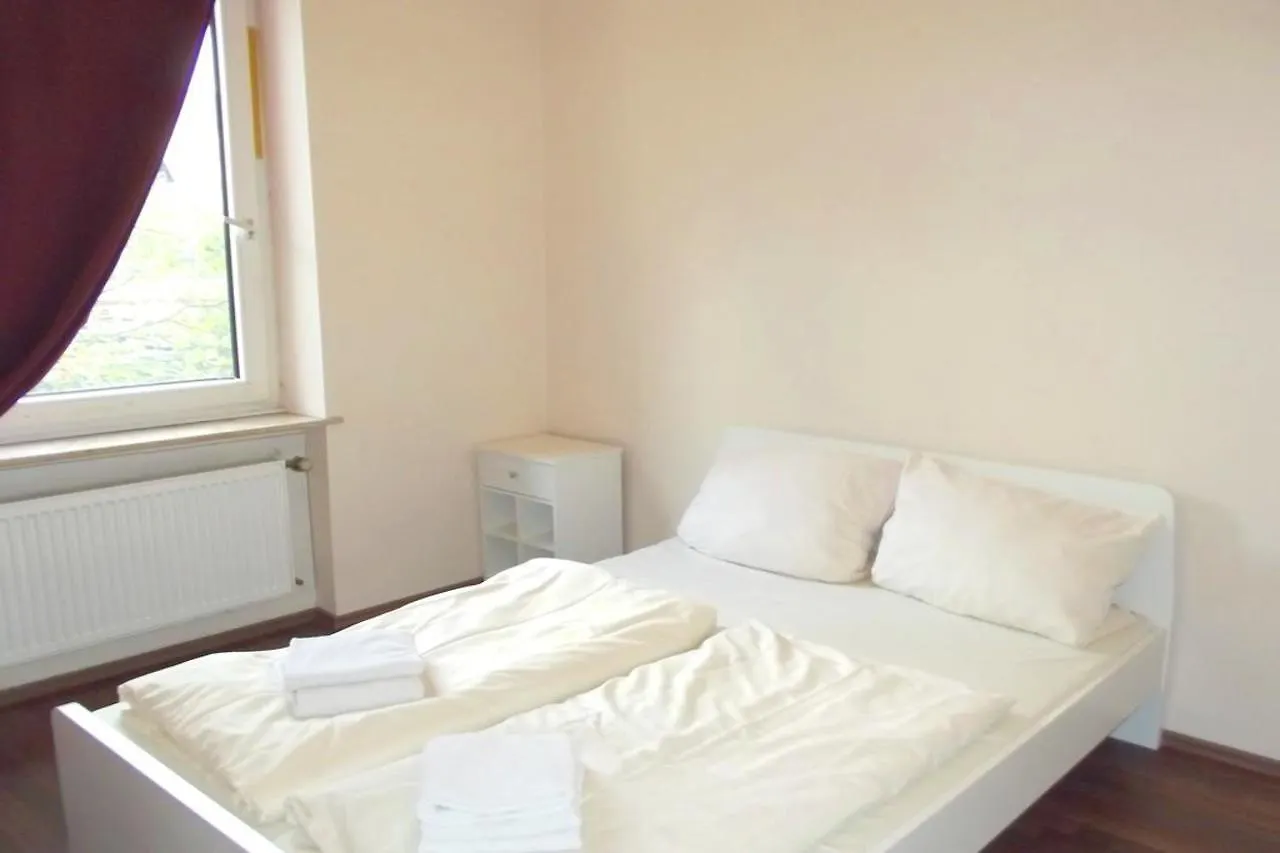 Hotel Schaum Duesseldorf 2*, Dusseldorf